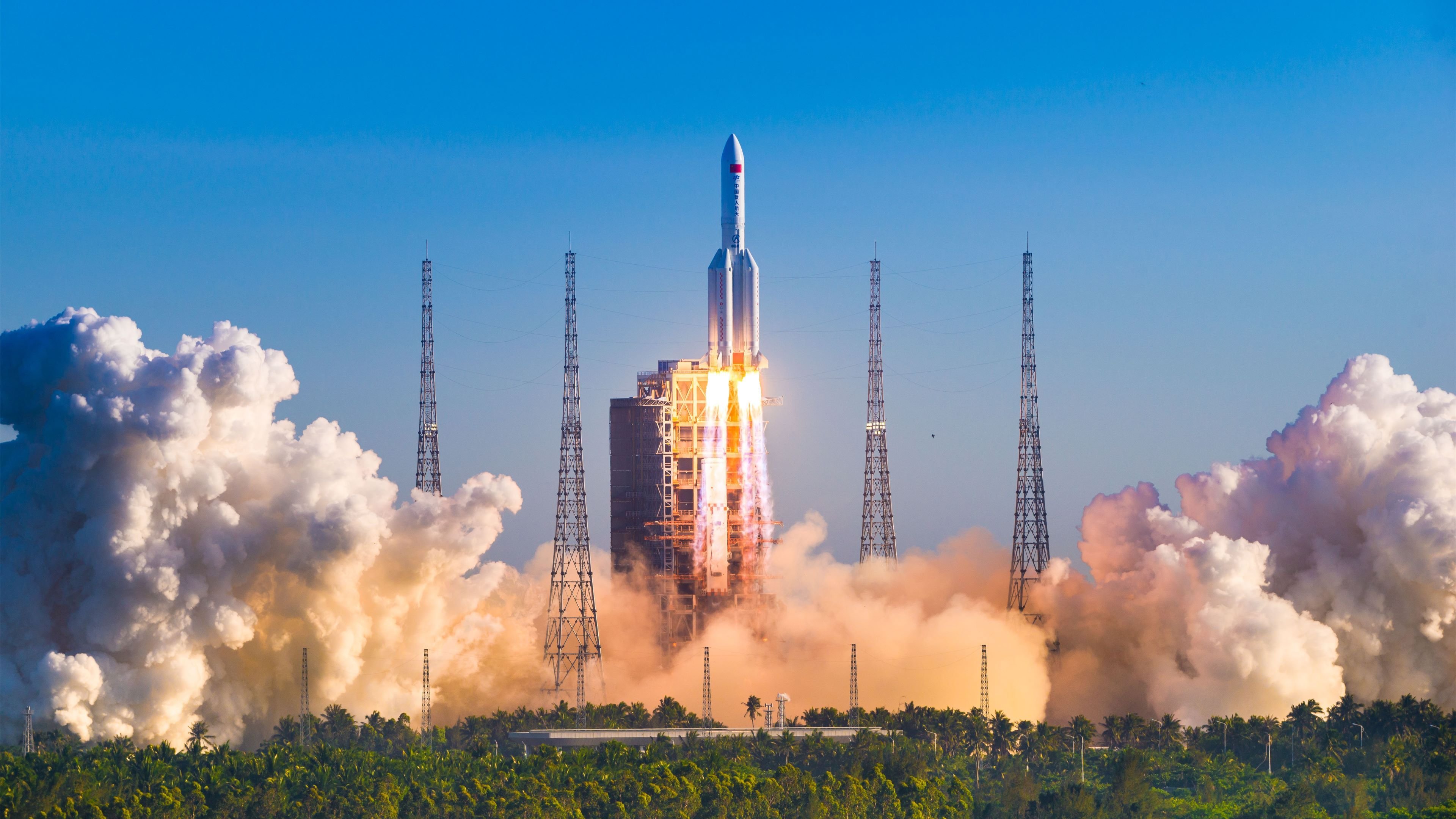 九游娱乐-CBA球队集体南下拉练 适应高温训练挑战，cba下面的联赛