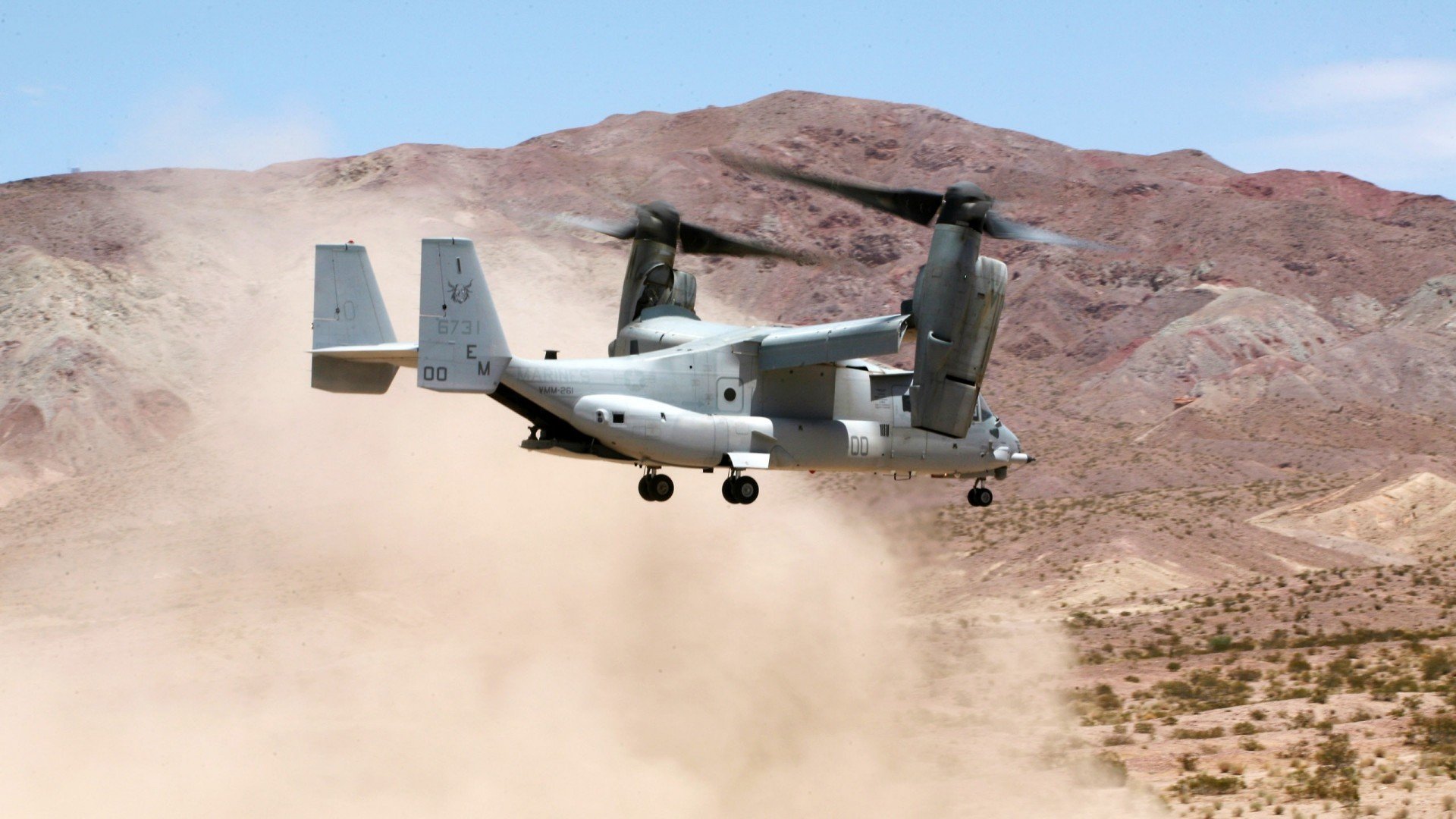 “选手奋力拼搏，武汉马拉松冲刺阶段见证奇迹”